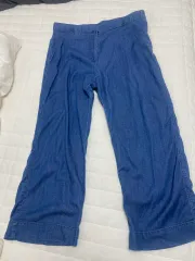 レーヨンスパン接触冷感デニムパンツです