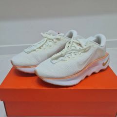 ☆NIKE モディバ DV1237-106 未使用 27.0cm☆ - メルカリ