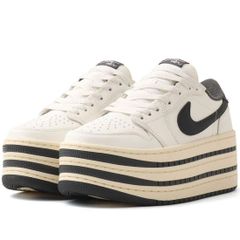 NIKE 厚底　AIRJORDAN ナイキエアジョーダン NIKE 厚底 AIRJORDAN ナイキエアジョーダン - メルカリ