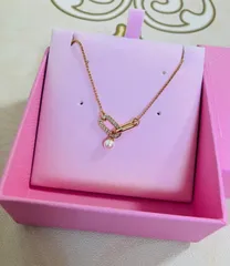 新品　スワロフスキーSwarovski Constella ペンダント パール