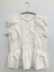 シャンブルドゥシャーム/コットンカットワークレースブラウス 