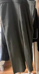 チャコールグレー スラックス ズボン