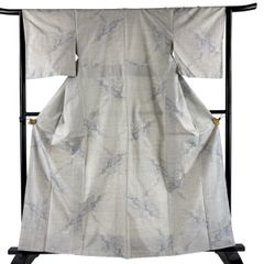藤娘きぬたや 白大島 本場大島紬 絞り染 絣 蝶々 正絹 X149 - メルカリ