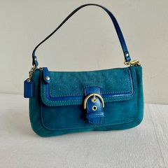 coach accesory pouch turnlock 8A53 コーチ - メルカリ