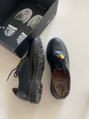 ジヨン着用 Dr. Martens 1461 PALACE 3 ホール シューズ - メルカリ