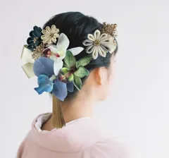 特価 結婚式 袴 ヘアアクセサリー 着物 髪留め 編みおろし 成人式 成人式 シロかすみ草 振袖 造花 ヘア用 浴衣 水引き ボブ 振り袖 フルセッヘッドドレス 和装 七五三 胡蝶蘭髪飾り アクセサリ