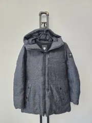 DESCENTE ディープグレー ダックダウン フーデッド アウターのサムネイル