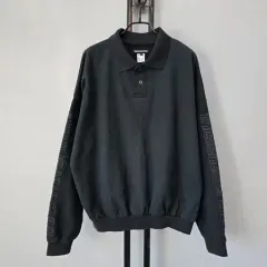 thisisneverthat ブラック 袖 刺繍ロゴ KARA Tシャツのサムネイル