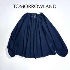 新品】トゥモローランド 水色 プリーツ付き 長袖シャツ - メルカリ