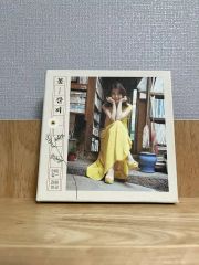 IU 花しおり（꽃갈피CDプレーヤーセット トレカ2枚付き未開封 IU 花しおりCDプレーヤーセット+トレカ2枚付き未開封 - メルカリ