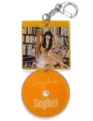 [중고]키홀더·마스코트(여성) 사이토 아스카(노기자카46) CD형 키홀더 [Sing Out!]