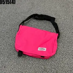 EASTPAK ピンク メッセンジャーバッグのサムネイル