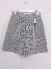 ◇ 23区 SPORT ニジュウサンクスポーツ ストライプ ショート パンツ サイズ66 グレー系 レディース P  【1209070003587】のサムネイル