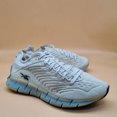 Reebok ZIG 3D STORM &asics GT-1000(9) - メルカリ