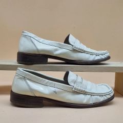 BALLY 】ホワイト レザー ローファー 36サイズ - メルカリ