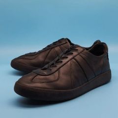 ゆ*か様 【7.5(約26.5cm)】LOUIS VUITTON レザー スニー - メルカリ