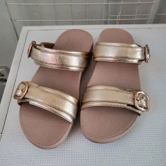 フィットフロップfitflopチェーン美品ウェッジソールストラップ