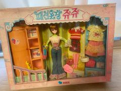 juju CJHendry ぬいぐるみ マスコット グリーン - メルカリ