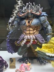 特大サイズ 日本未発売  ロロノア・ゾロ フィギュア ガレージキット 鬼気九刀流 特大サイズ 日本未発売 ロロノア・ゾロ フィギュア ガレージキット