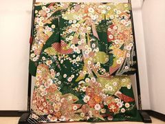 振袖 ラメ刺繍 金彩 紋意匠 身丈160cm 撥水加工済 HKT239 - メルカリ