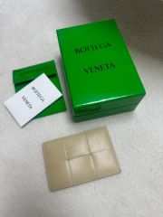 Bottega Veneta 薄パープル レアカラー 箱付きレシート有 - メルカリ