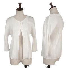 PLEATS PLEASE ワンボタン ホワイトのストライプ カーディガン - メルカリ PLEATS PLEASE ワンボタン ホワイトのストライプ カーディガン - メルカリ