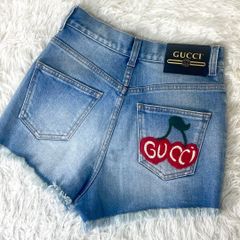 美品　グッチ　GUCCI デニム　ショートパンツ　チェリー　刺繍　黒タグ 美品 グッチ GUCCI デニム ショートパンツ チェリー 刺繍 黒タグ