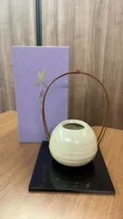 【極美品】伝統工芸 萩焼 窯元 萩陶苑「こてまり花入」花台・竹手付 共箱ありのサムネイル