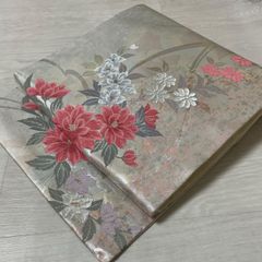 きりこ織　正絹　袋帯　六通　シルバー系　振袖　訪問着 きりこ織 正絹 袋帯 六通 シルバー系 振袖 訪問着 - メルカリ