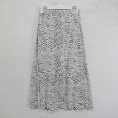 ◇ chocol raffine robe ショコラフィネローブ ゼブラ柄 膝下丈 フレア スカート サイズF アイボリーブラック レディース E  【1304260019178】のサムネイル