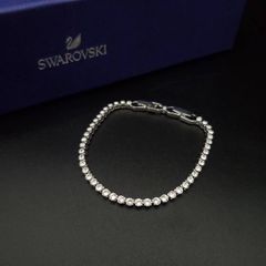 美品 箱付き ブレスレット 星 スワロフスキー クリスタル シルバー
