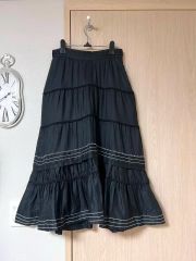 HaaT イッセイミヤケ ボタニカル総刺繍 シャーリングスカート 黒 2