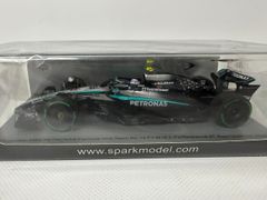 ミニチャンプス 1/43 メルセデスF1 W15 L.ハミルトン イギリスGP