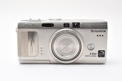 ジャンク》 FUJIFILM 富士フイルム Finepix F810 コンパクトデジタル