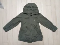 GUESS ユア キッズ マウンテンパーカー アウター 120のサムネイル