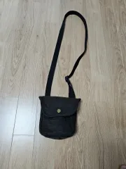 バブアー ミニ クロスバックのサムネイル
