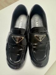 PRADA サテン メリージェーン フラットシューズ - メルカリ