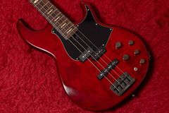 Cort CSB-450 赤色エレキベース Cort CSB-450 赤色エレキベース - メルカリ