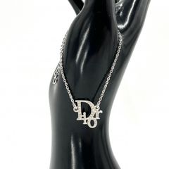ディオール dior CD ペンダント ネックレス ロゴ シルバー Y820 - メルカリ