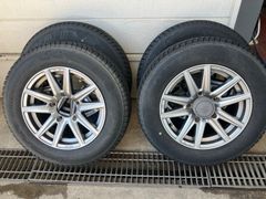 22年購入3シーズン使用スタッドレス デリカ エクストレイル等215/65R16