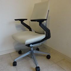 スチールケース ジェスチャー 中古 中古 チェア SteelCase Gesture