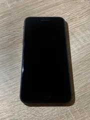 0815 iPhone SE 第二世代 128GB ブラック ジャンク品 【ネ】