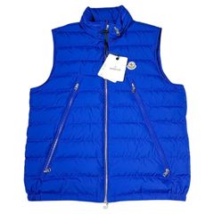 モンクレール GIEN GILET ダウンベスト ロゴワッペン ブルー 3 - メルカリ モンクレール GIEN GILET ダウンベスト ロゴワッペン ブルー 3 - メルカリ
