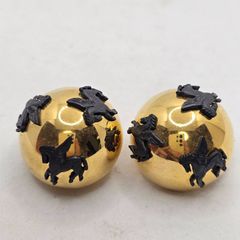 希少 FENDI フェンディ ペカン柄 三角形 ジュエリーケース 小物入れ 希少】フェンディ ペカン柄 ジュエリーケース 三角形 小物入れ - メルカリ