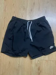 ナイキ トレーナー ハーフパンツ ブラック
