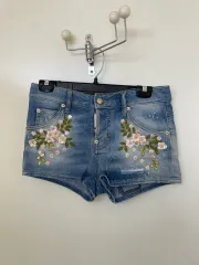 DSQUARED2 デニム ショートパンツのサムネイル