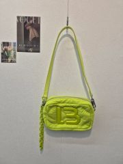 BIMBA Y LOLA ビンバイローラ チェーンショルダーバッグ アイボリー 