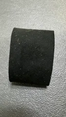 カーキ色のネックタイのサムネイル