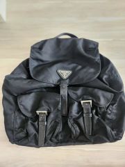 美品 PRADA プラダ バックパック デイパック リュック ポコノ 三角ロゴ 美品 PRADA プラダ バックパック デイパック リュック ポコノ 三角ロゴ