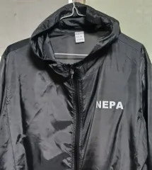 NEPA 旅行用必須ウィンドブレーカー アウター M サイズのサムネイル